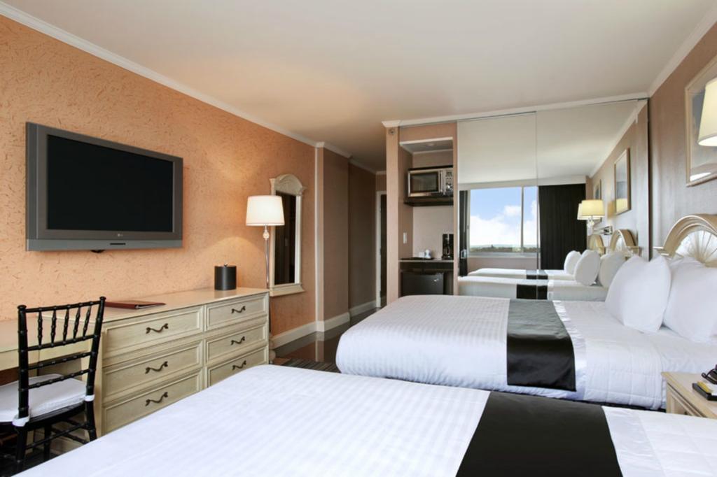 Ramada By Wyndham North Bergen Hotel Cameră foto