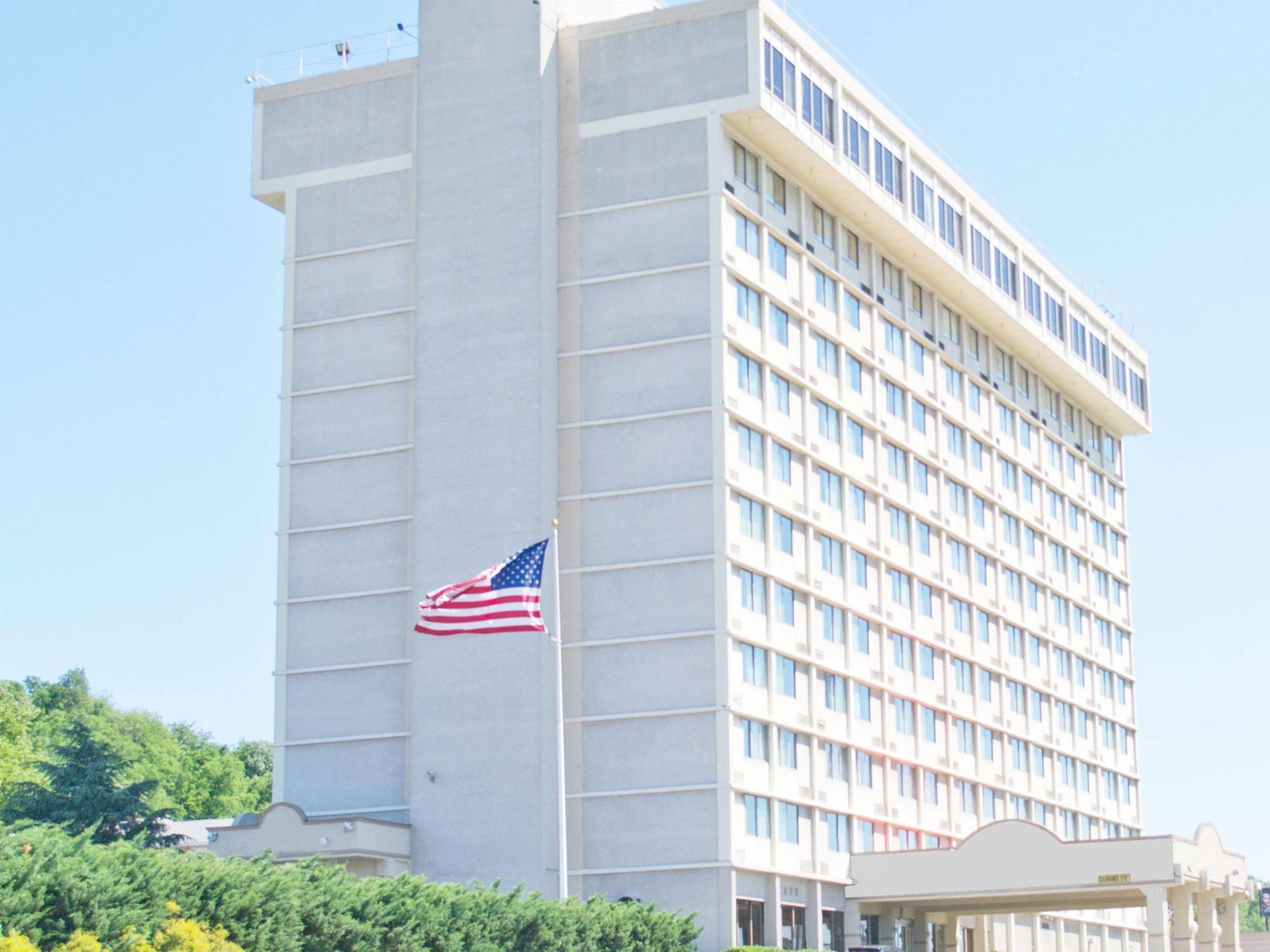 Ramada By Wyndham North Bergen Hotel Exterior foto